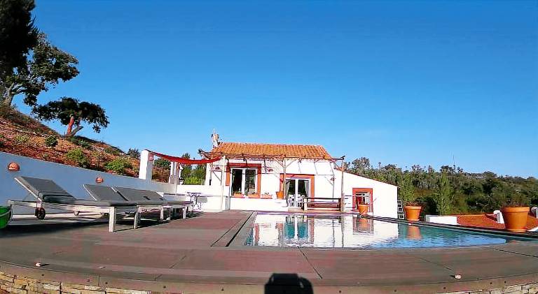 Vacation home with yard, private pool & barbeque | Perfect for remote work in Beja