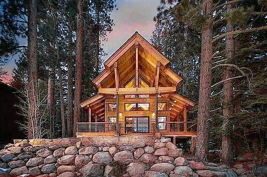 House  Truckee