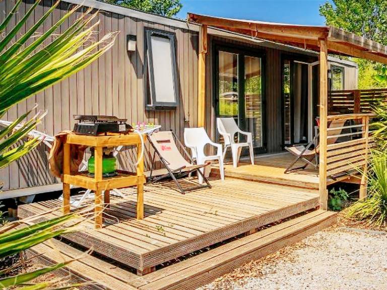 Child-friendly pleasant mobile home with heated pool & BBQ | Dogs allowed — photo 4