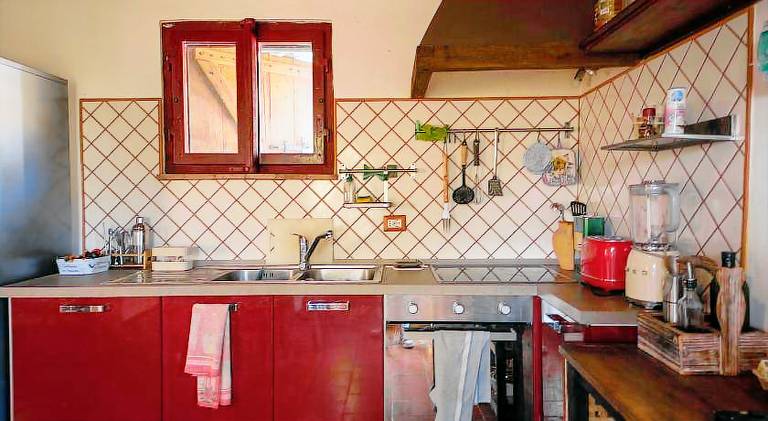 Fully equipped beautiful villa with private pool, patio & barbeque | Perfect for remote work | Pets allowed — photo 5