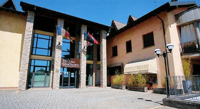 Sole della Franciacorta - Hotel & Restaurant in Paratico