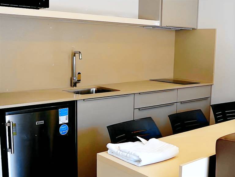 Pleasant serviced apartment with terrace & pool | Pets are welcome — photo 5