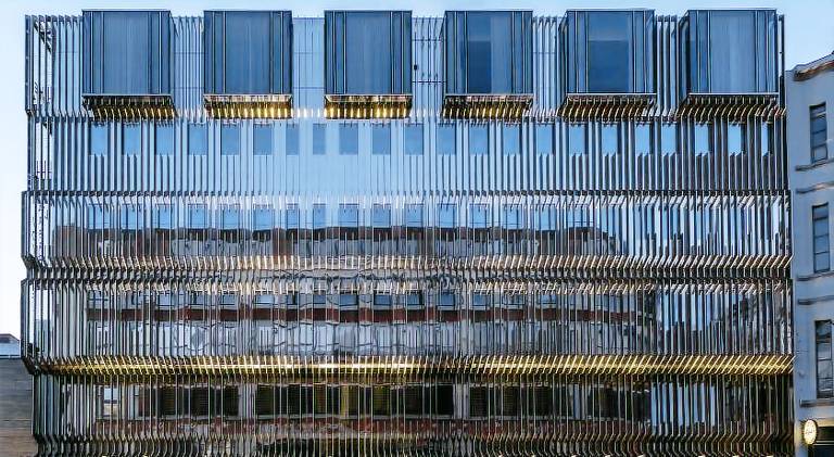 Hotel L'Arbre Voyageur - LILLE in Lille