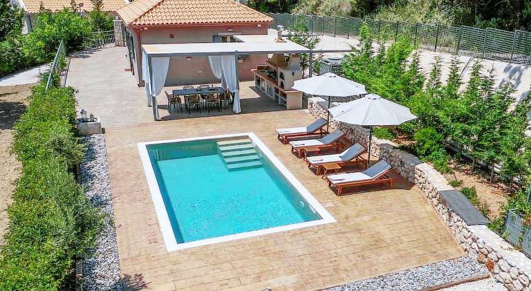 Βίλα Παραλία Κουτσουπιά