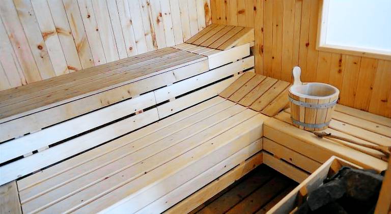 Serviced apartment with sauna, pool & hot tub — photo 5