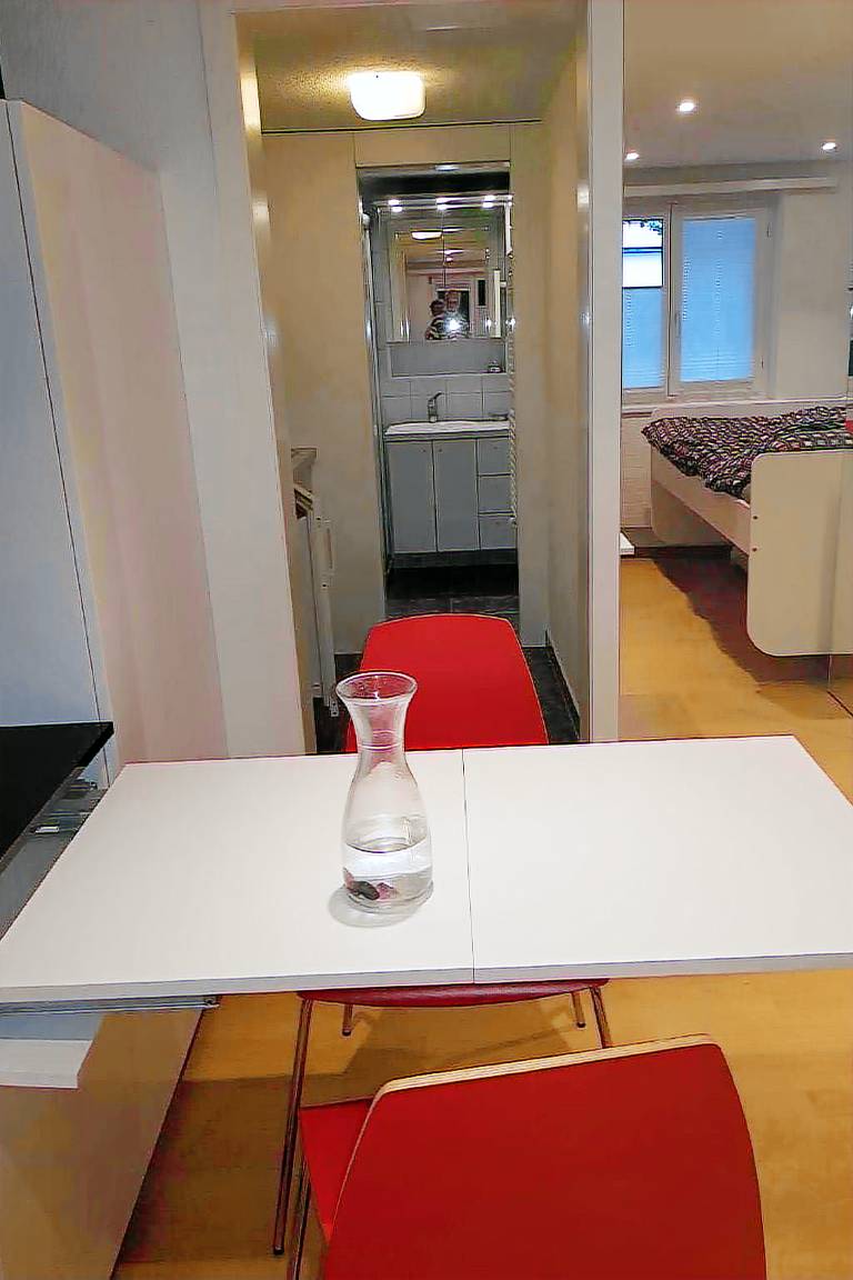 Ferienwohnung in Brunnen SZ für max. 2 Personen Ferienwohnung in Brunnen SZ für max. 2 Personen