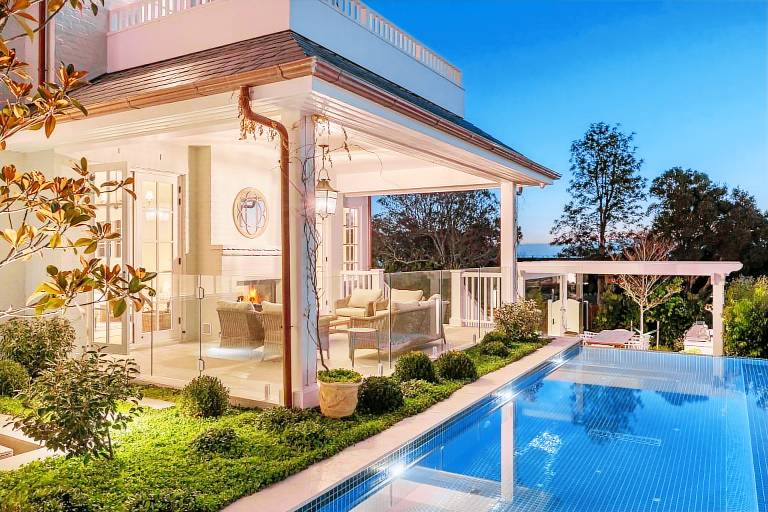 House  Frankston