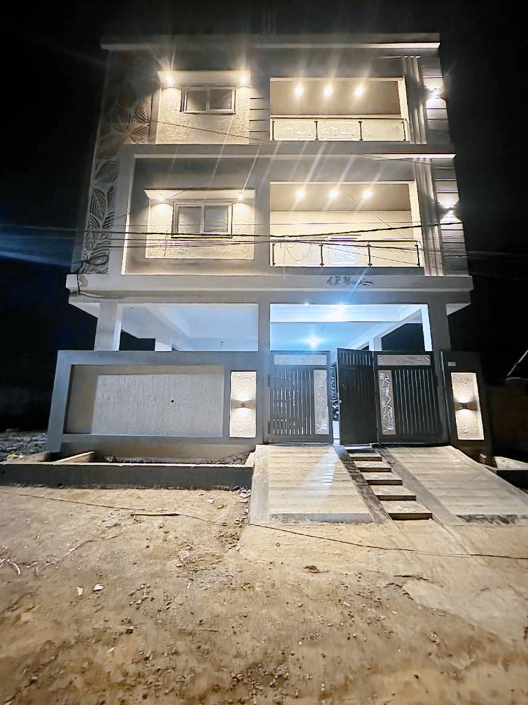 Apartment Naseeb Market