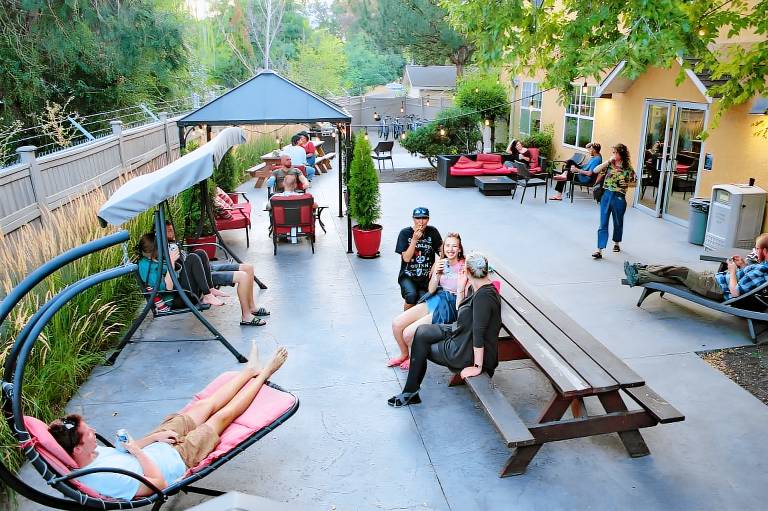 Samesun Kelowna Hostel