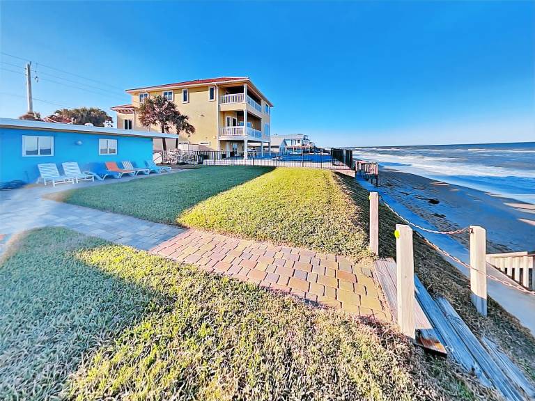 House Flagler Beach
