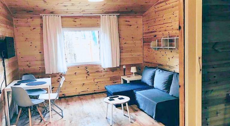 Beautiful lodge with patio, barbeque & garden | Pet-friendly — photo 2