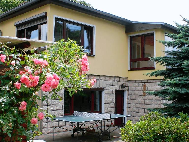 Rental apartment with grill & garden | Nature view | Pet-friendly in Sellin
