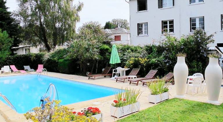 Logis Hotel Deshors-Foujanet — photo 2