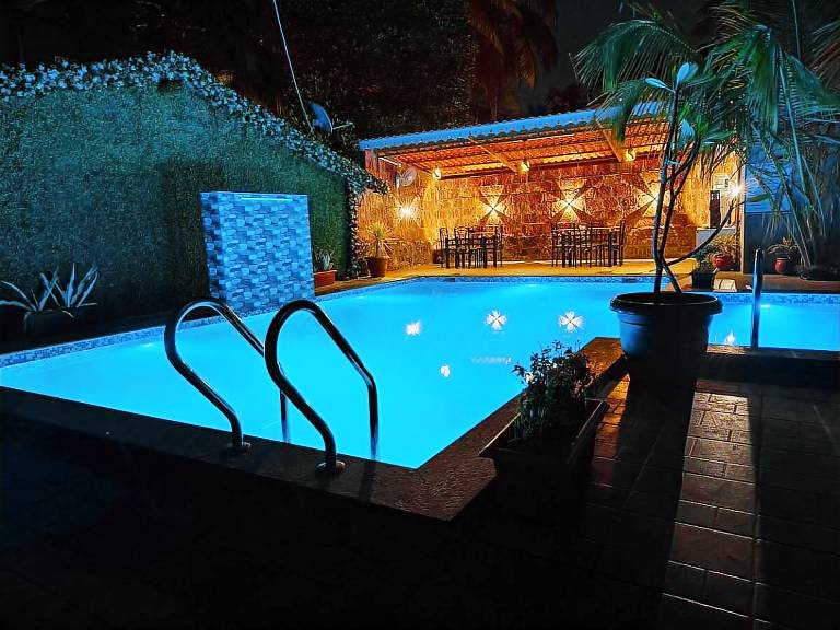 Bungalow Wadgaon