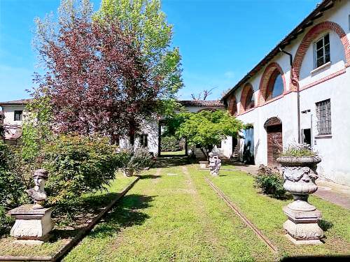 Villa  Castel San Giovanni
