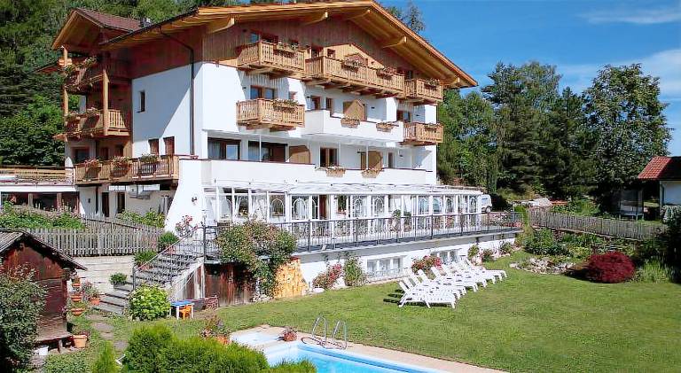 Naturhotel Edelweiss in Terento