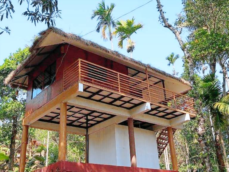 Villa Kuruvadweep