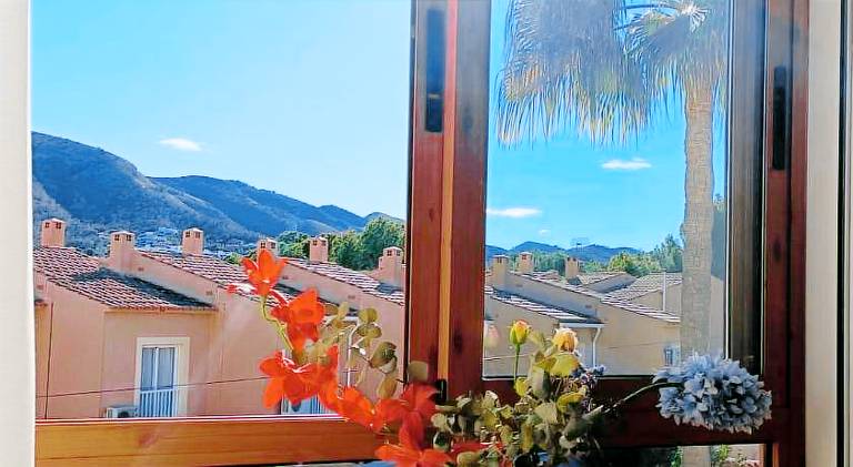 Rental apartment with pool — photo 4