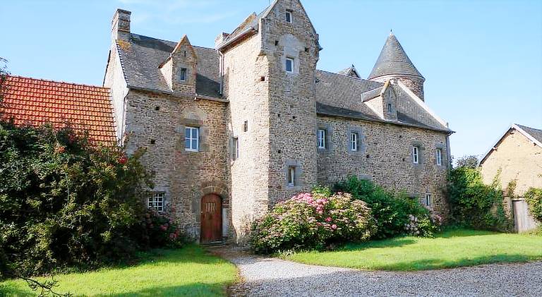 House with 4 rooms for 8 persons in Coutances
