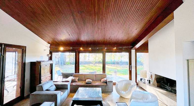 Vacation home with pool — photo 3