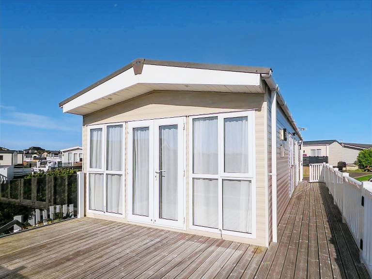 Family-friendly nice cottage with garden, pool & sauna | Beach view | Beach nearby | Pet-friendly — photo 2