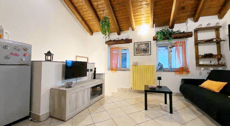 Pleasant vacation home | Dogs allowed in Lezzeno