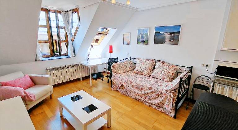 Pleasant holiday apartment | Pets allowed in Oviedo
