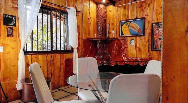 Chalet with terrace & garden — photo 4