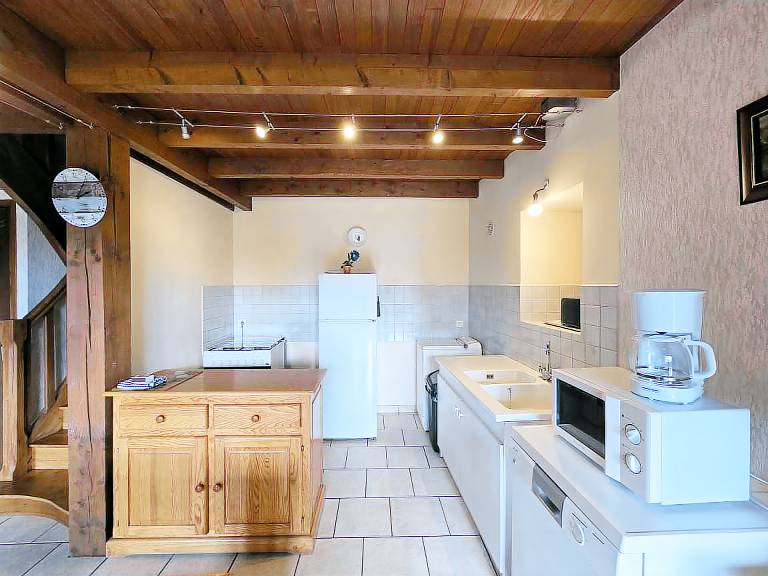 Gite with grill, garden & patio — photo 3