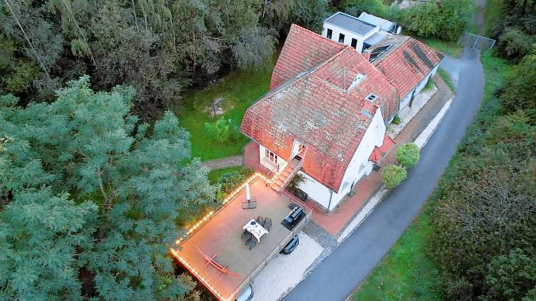 320 m&sup2; Ferienhaus