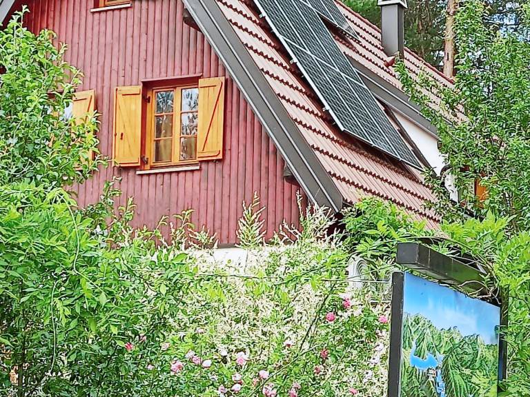 Vacation home with yard, terrace & barbeque | Mountain view — photo 3