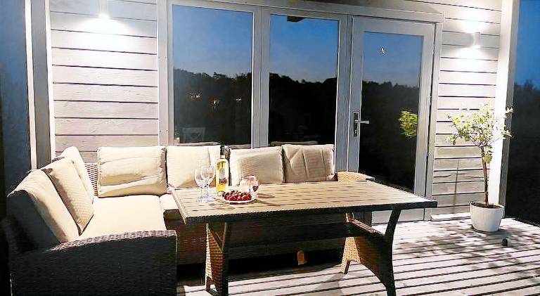Lovely house with terrace, barbeque & yard | Beach nearby | Pet-friendly — photo 2