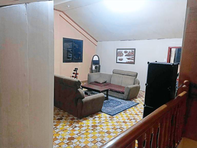 House | Pets allowed — photo 3