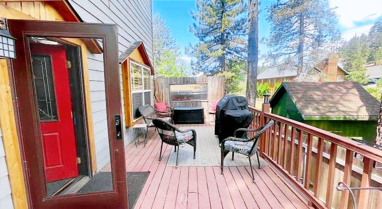 House with grill — photo 5