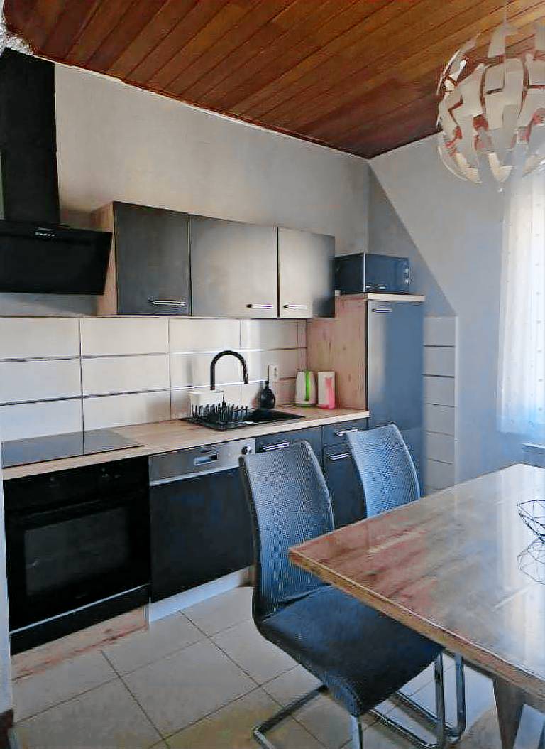 Rental apartment with barbecue & patio | Sea view — photo 4