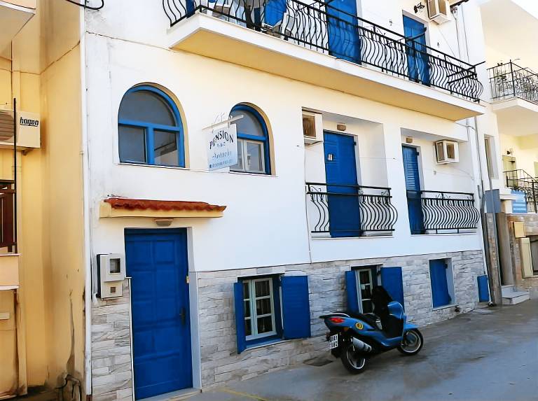 Pansion Angela in Skiathos
