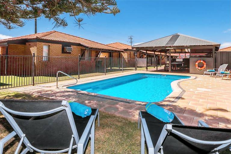 Motel  Geraldton