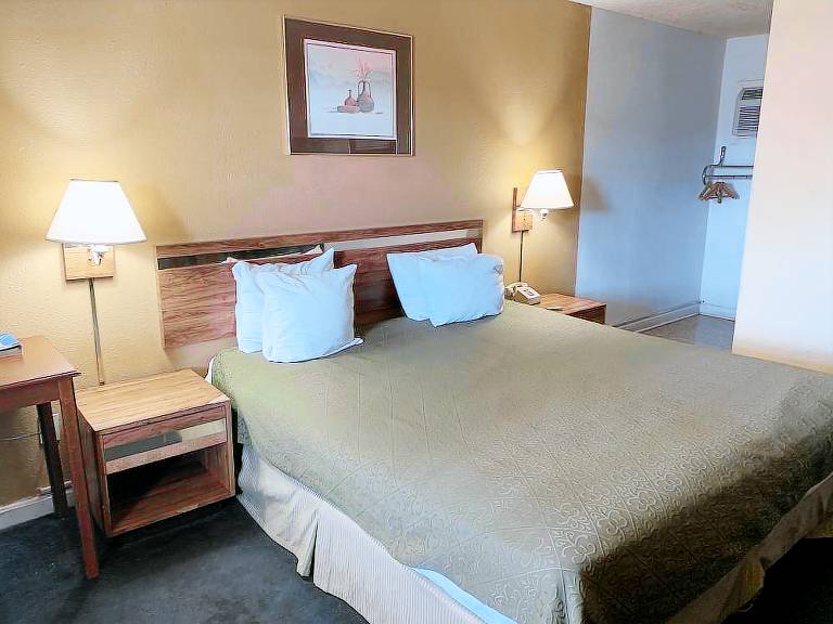 La Vista Inn — photo 2