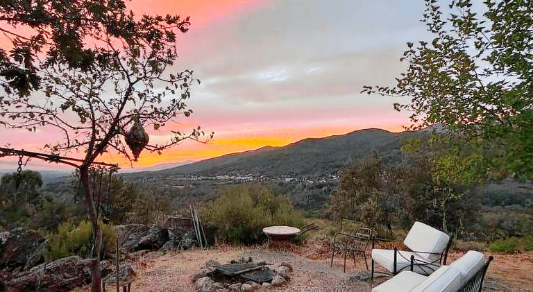 Chalet with pool, terrace & grill in Ávila