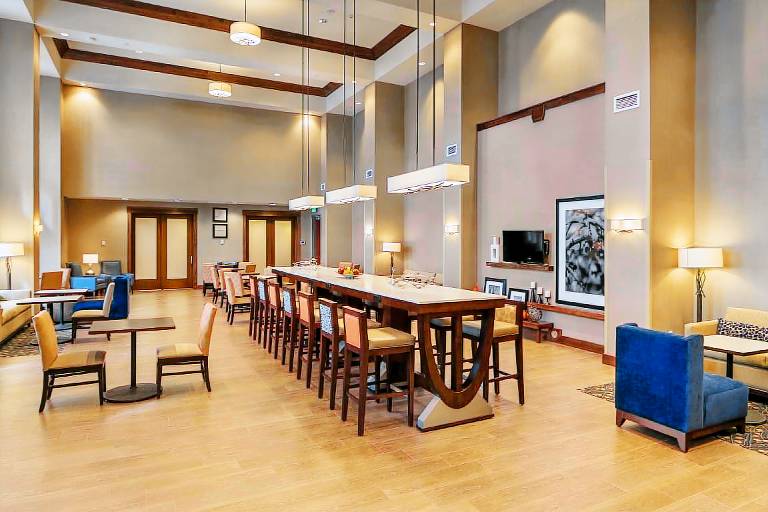 Hampton Inn & Suites Portland/Vancouver — photo 2