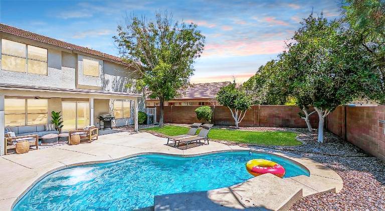 House with pool in Gilbert, AZ