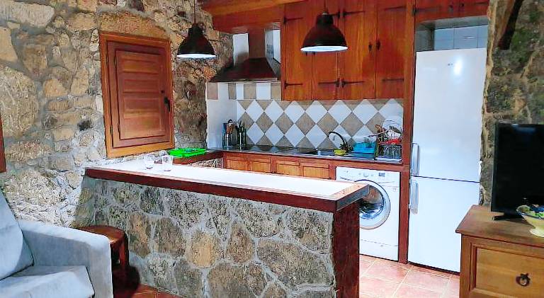 Chalet with pool — photo 2