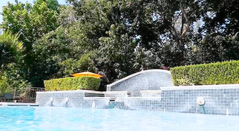 Holiday apartment with pool — photo 5