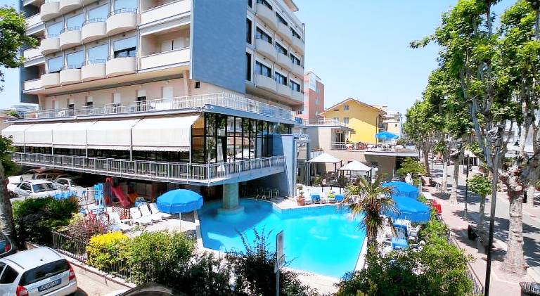 Hotel Metropolitan - Bianchi Hotels — photo 4