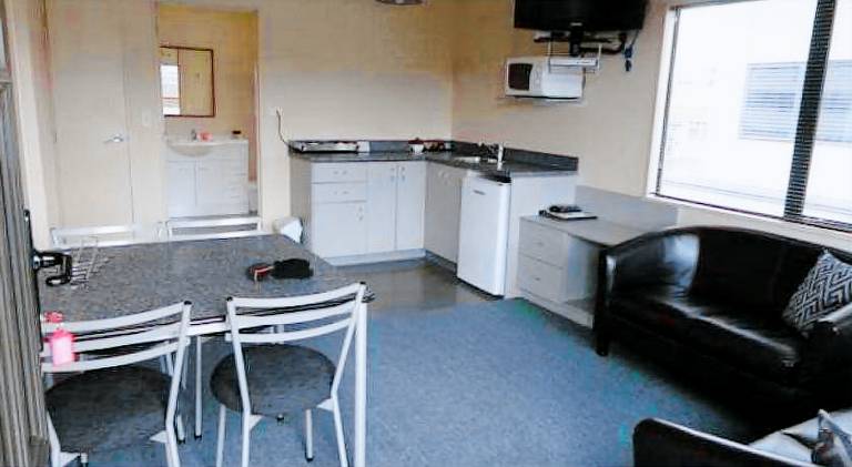 Abode On Courtenay Motor Inn — photo 3