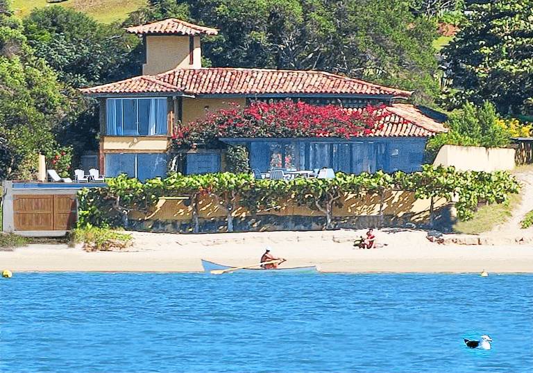 Hus Village da Ferradura