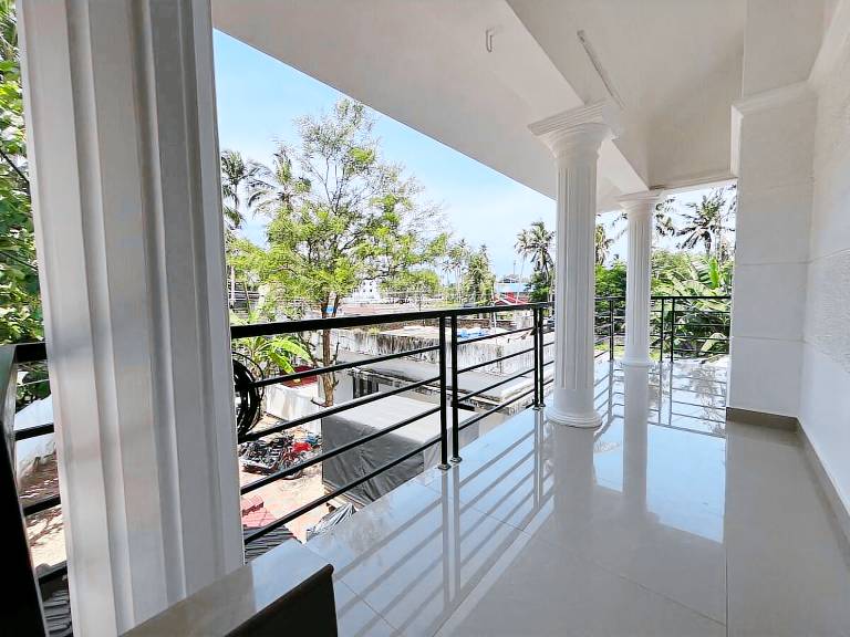 House with 2 rooms for 5 persons — photo 3