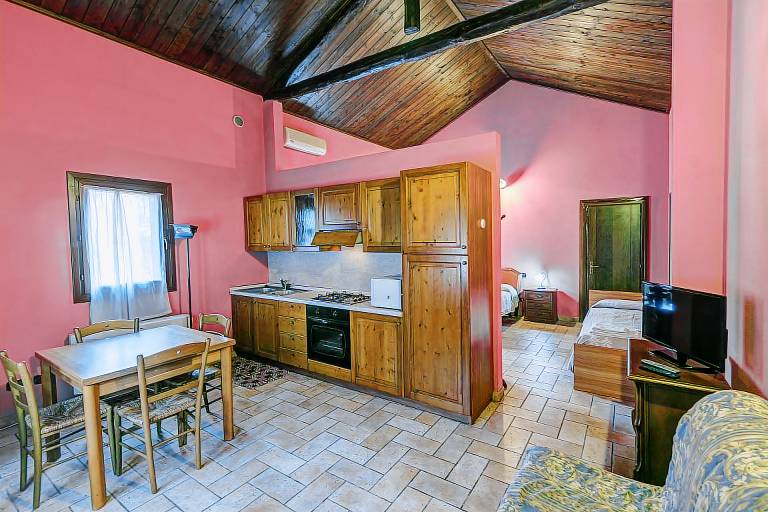 Charming farm with garden, pool & barbeque | Nature view | Pet-friendly — photo 4