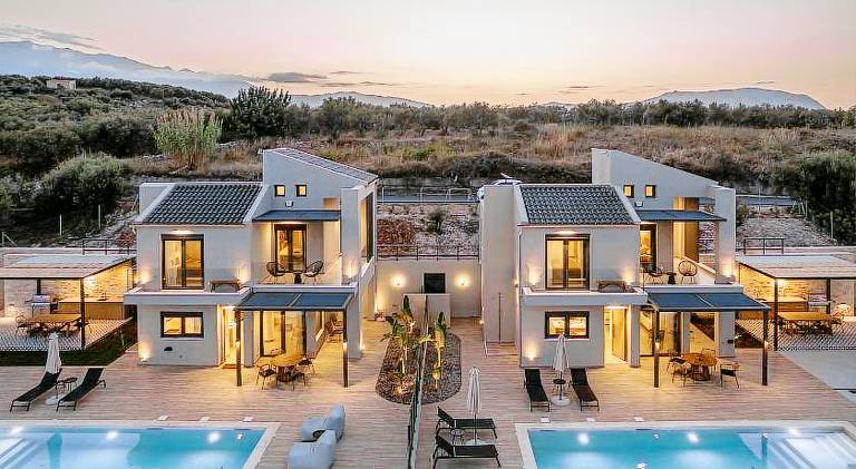 Villa with private pool, terrace & garden — photo 5