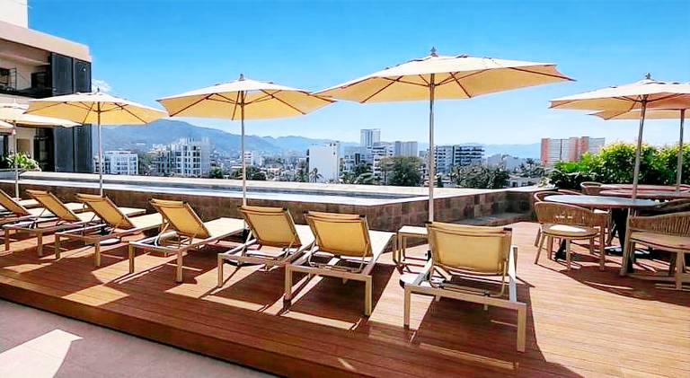 Charming holiday apartment with pool & hot tub | Dogs allowed in Puerto Vallarta